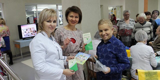 Участницам праздничного концерта в Кирове рассказали, как сохранить почки здоровыми